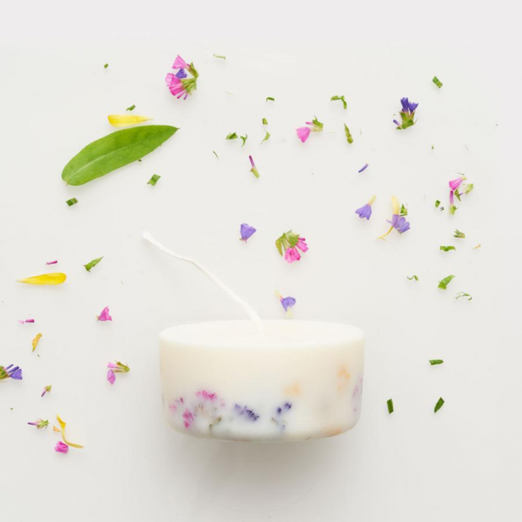 Soy wax candle - 220ml - Wild flowers with rose fragrance