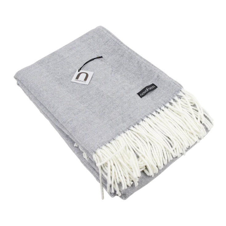 Skagen throw - light grey