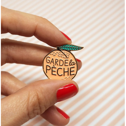 Pin's émaillé - Pêche "Garde la pêche"